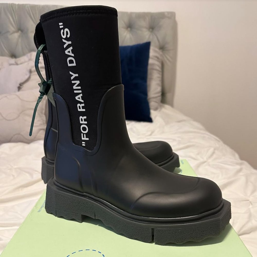 Off-White Women's Sponge Rain Boots size 38